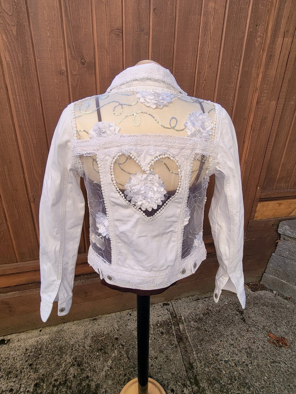 ONE OF A KIND HAND REWORKED LACE WHITE DENIM JACKET SIZE SMALL